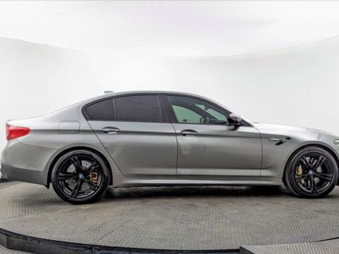 Used 2018 BMW M5 w/ Executive Package image 9