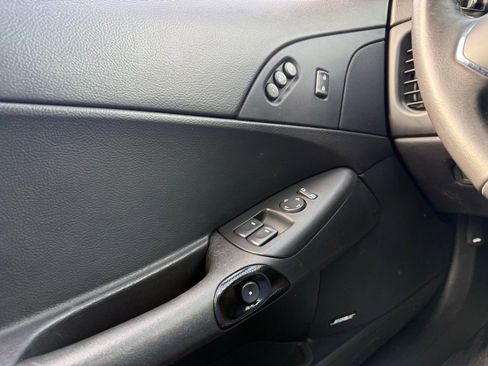 Used 2007 Chevrolet Corvette Z06 w/ Preferred Equipment Group image 12