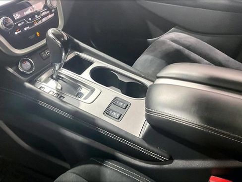 Used 2021 Nissan Murano SV AWD/4WD image 23