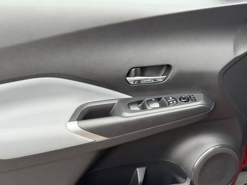 Used 2023 Nissan Kicks SR w/ SR Premium Package image 14