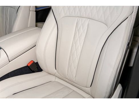 New 2026 BMW X5 xDrive50e w/ M Sport Package image 58