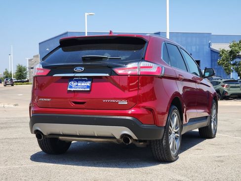 Used 2019 Ford Edge Titanium FWD image 3