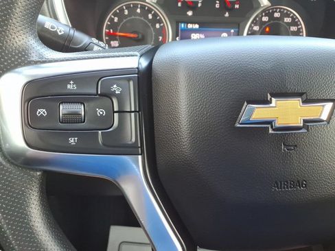 Used 2022 Chevrolet Blazer LT FWD image 18