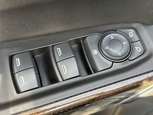 Used 2020 Chevrolet Silverado 1500 RST w/ All-Star Edition image 24