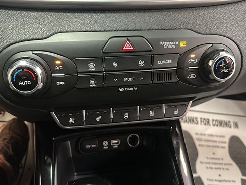 Used 2016 Kia Sorento SX AWD/4WD image 18