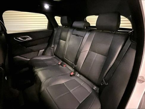 Certified 2026 Land Rover Range Rover Velar Dynamic SE AWD/4WD image 17