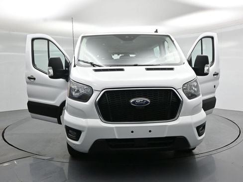 Used 2023 Ford Transit 350 XLT image 27