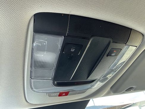 Used 2025 Kia Sportage EX FWD image 21