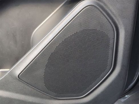 Used 2022 Ford Explorer ST image 30