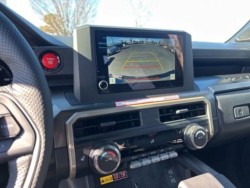 New 2025 Toyota Tacoma TRD Off-Road AWD/4WD image 23