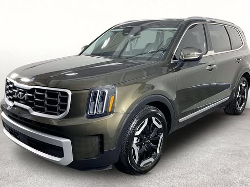 Used 2025 Kia Telluride S AWD/4WD image 14
