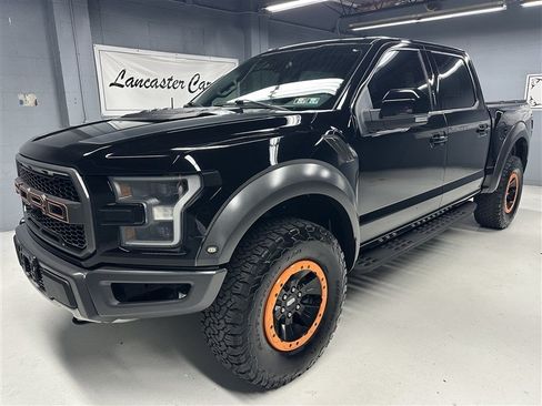 Used 2018 Ford F150 Raptor w/ Equipment Group 802A Luxury AWD/4WD image 1