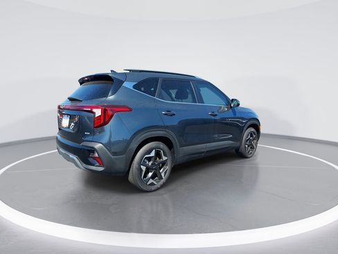 Used 2025 Kia Seltos EX w/ EX Sunroof Package image 8
