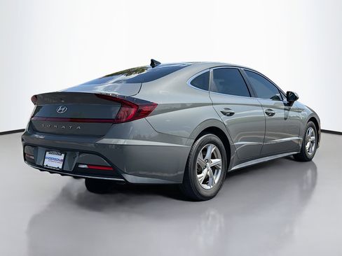 Used 2021 Hyundai Sonata SE w/ Cargo Package FWD image 2