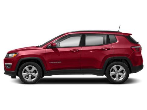 Used 2019 Jeep Compass Latitude image 3
