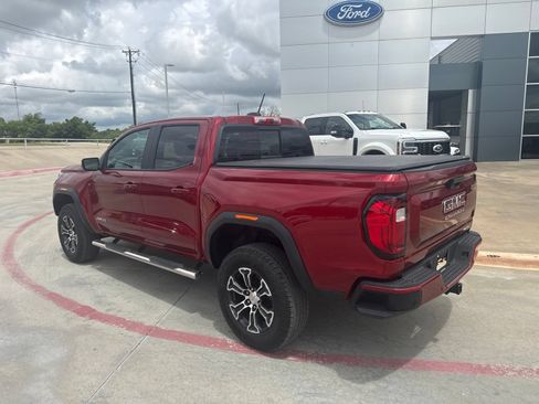 Used 2023 GMC Canyon AT4 w/ AT4 Premium Package AWD/4WD image 7