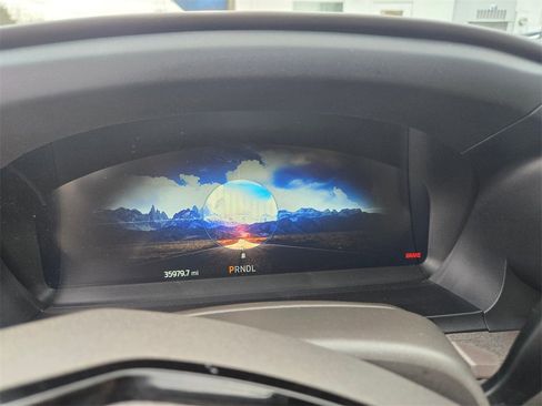 Used 2022 Ford Explorer Platinum w/ Equipment Group 601A image 15