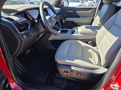 New 2026 GMC Acadia Elevation image 10