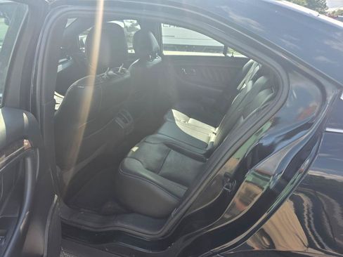 Used 2014 Ford Taurus Limited w/ Equipment Group 301A FWD image 8