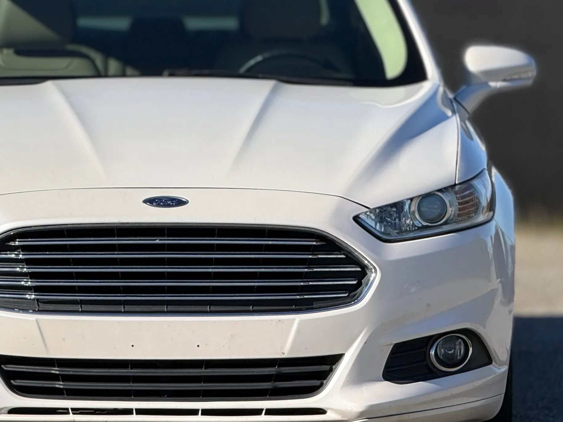 Used 2014 Ford Fusion SE w/ Equipment Group 202A FWD image 12