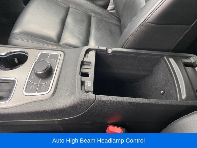 Used 2022 Jeep Grand Cherokee Limited w/ Technology Group AWD/4WD image 15