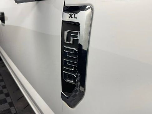Used 2022 Ford F250 XL w/ Power Equipment Group image 35