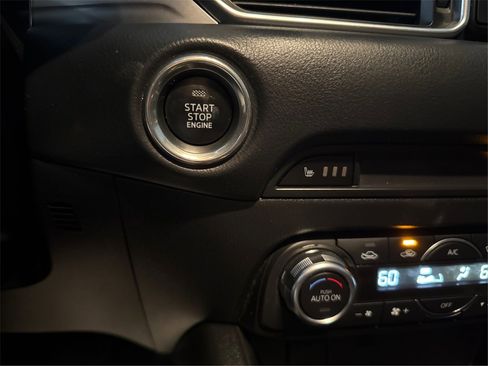 Used 2018 MAZDA CX-5 Touring image 28