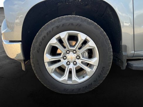 Used 2024 Chevrolet Silverado 1500 LTZ AWD/4WD image 13