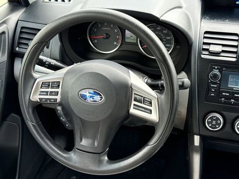 Used 2015 Subaru Forester 2.5i Premium w/ All-Weather Package image 12