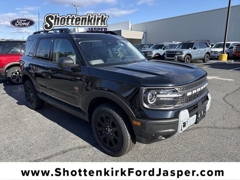Used 2025 Ford Bronco Sport Badlands image 1