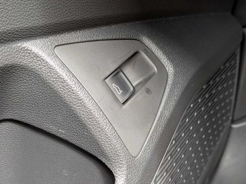 Certified 2026 Volkswagen Jetta SEL FWD image 36
