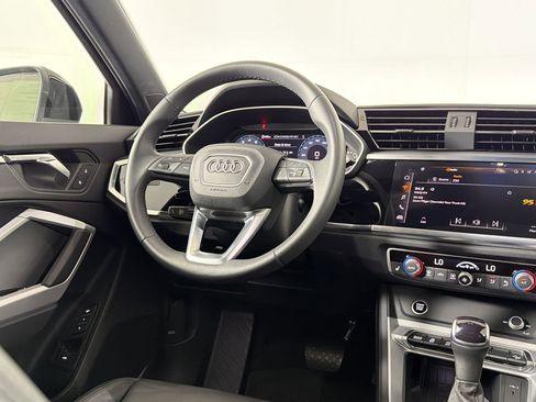 Certified 2025 Audi Q3 2.0T Premium w/ Convenience Package AWD/4WD image 26