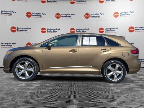 Used 2013 Toyota Venza LE w/ LE Convenience Pkg image 4