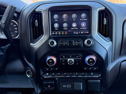 Used 2021 GMC Sierra 3500 Denali w/ Technology Package image 20