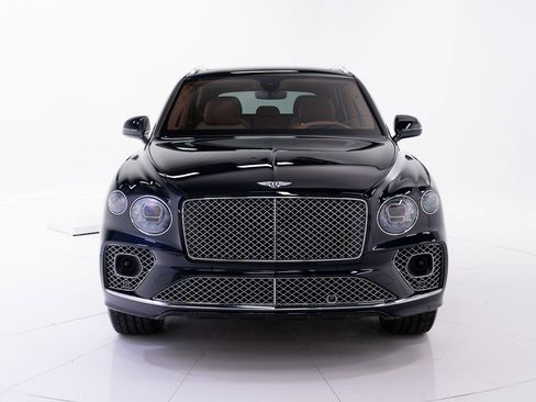 Certified 2021 Bentley Bentayga image 8