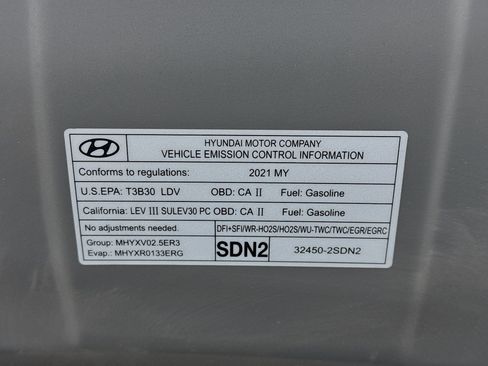 Used 2021 Hyundai Sonata SE w/ Preferred Accessory Package FWD image 19