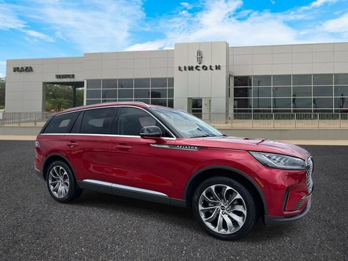 New 2026 Lincoln Aviator AWD image 4