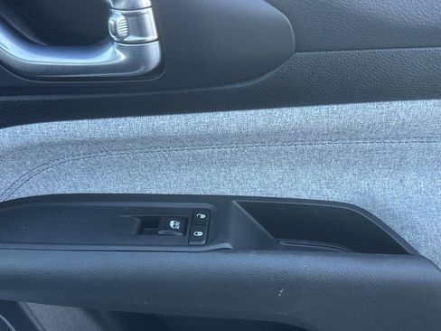 Used 2024 Jeep Compass Latitude image 21