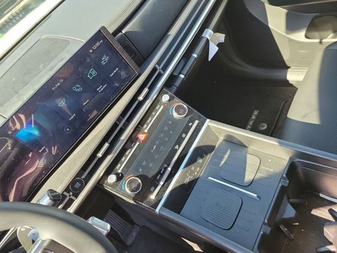 New 2026 Hyundai Santa Fe SEL image 23