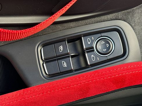 Used 2018 Porsche 911 GT2 RS image 13