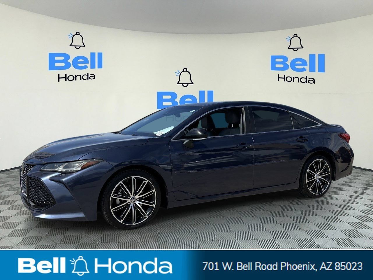 Used 2019 Toyota Avalon Touring w/ Advanced Safety Package FWD image 1