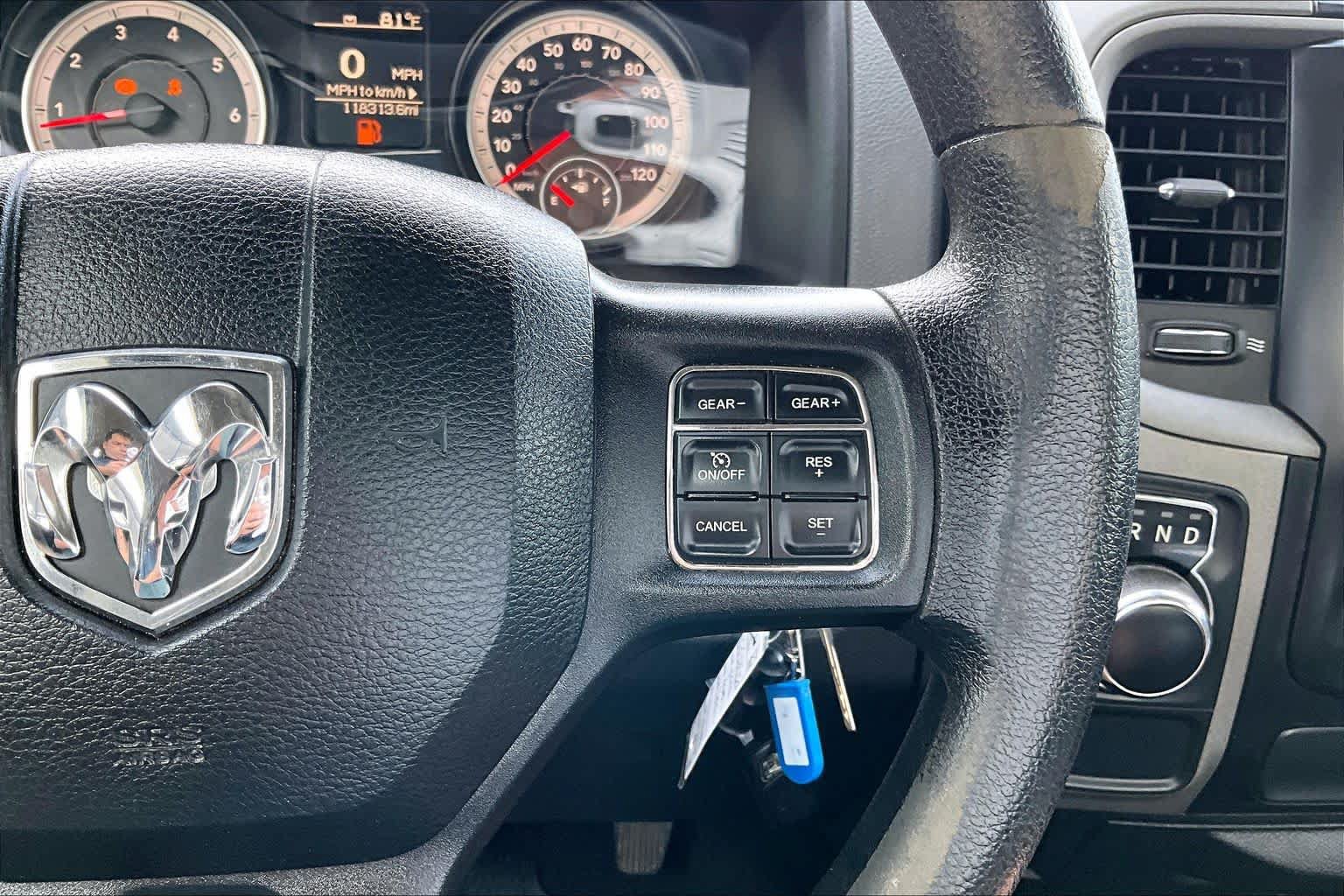 Used 2016 RAM 1500 Express RWD image 22