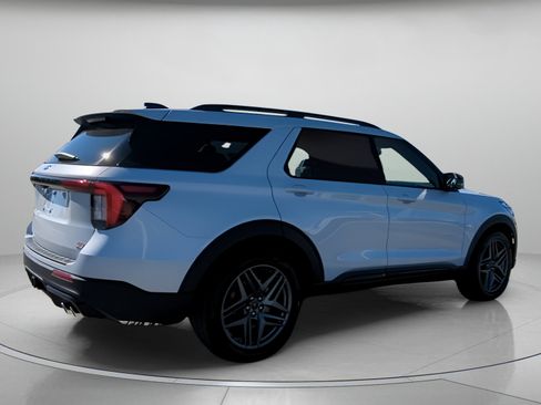 New 2026 Ford Explorer ST w/ Sun And Sound Package image 30