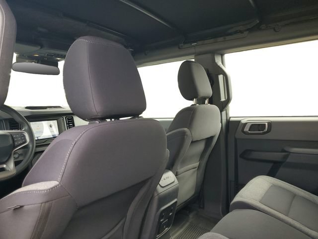 Used 2022 Ford Bronco 4-Door AWD/4WD image 26