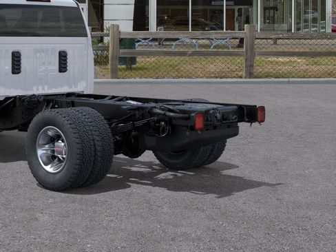 New 2026 GMC Sierra 3500 Pro w/ Convenience Package AWD/4WD image 14