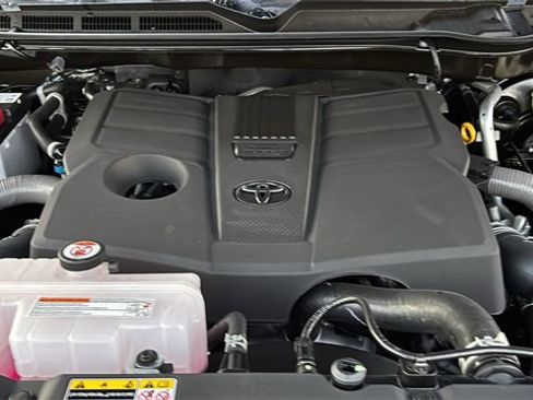 New 2026 Toyota Tundra SR5 image 32
