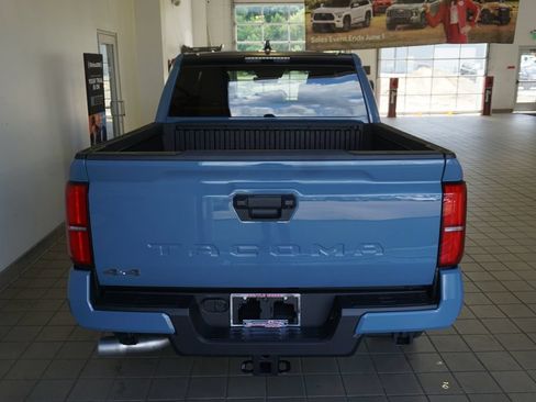 New 2026 Toyota Tacoma SR5 AWD/4WD image 17
