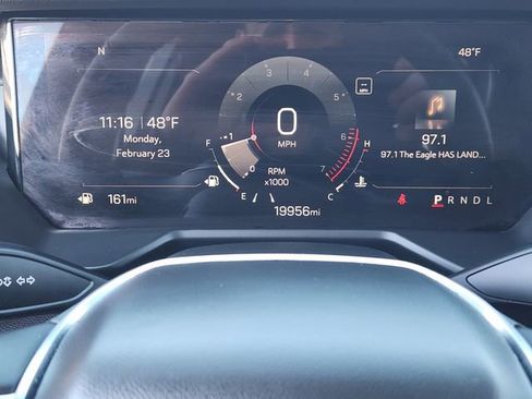 Used 2025 GMC Acadia Elevation FWD image 17