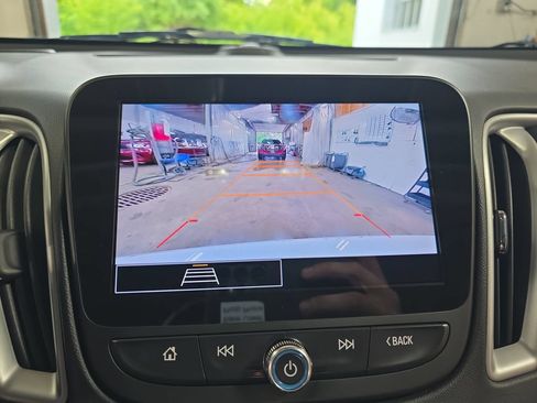 Used 2023 Chevrolet Malibu LT FWD image 22