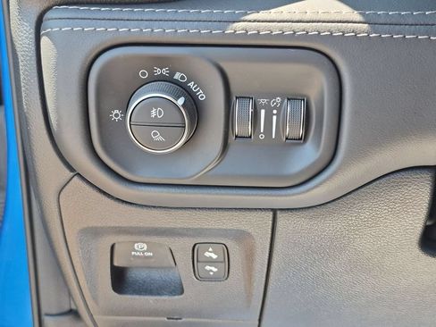 Used 2022 RAM 1500 TRX w/ TRX Level 2 Equipment Group AWD/4WD image 18